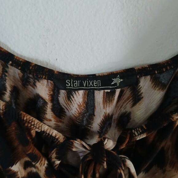 Y2K Star Vixen Women's Petite Sleeveless Peasant Top with Tie Neck, Animal Print - Picture 3 of 4